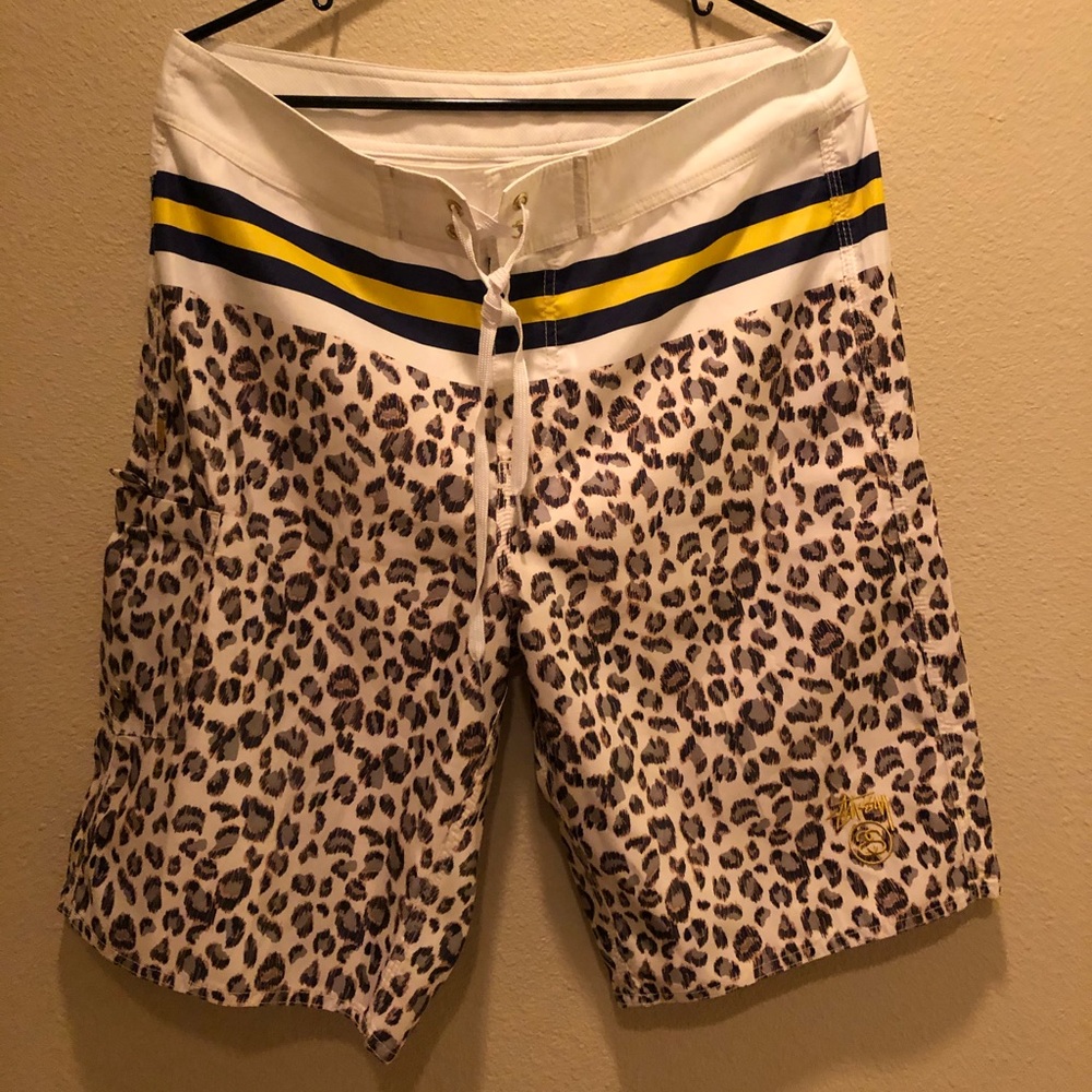 Men’s Stussy Boardshorts sz 34